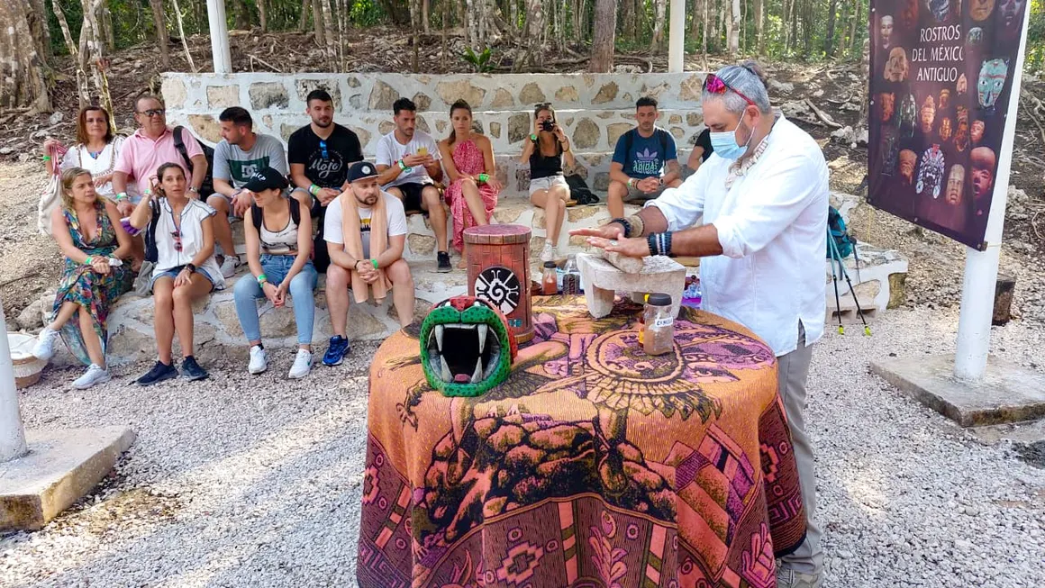 Excursão 19 – Coba + Tulum + Cenote (Excursão Sub-Contratada)foto_4
